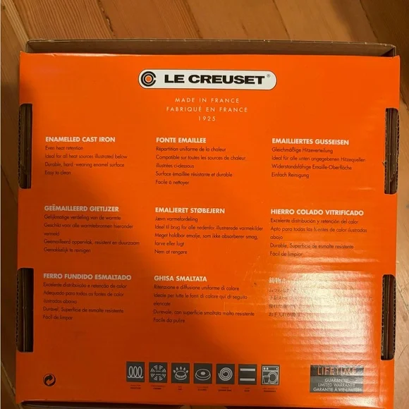 Le Creuset Enameled Cast Iron Round Balti Dish, 3-Qt. - Picture 2 of 5